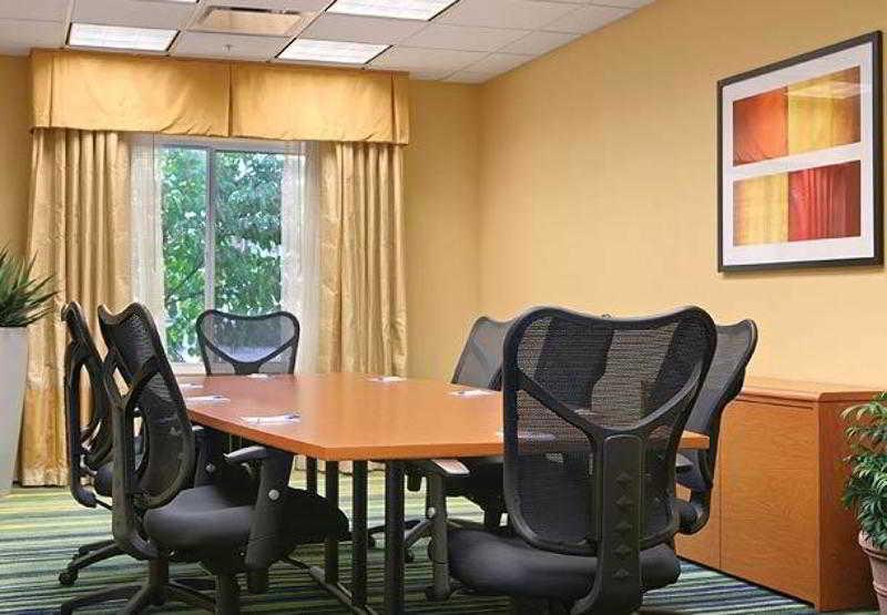 Comfort Inn & Suites Akron South Facilities photo